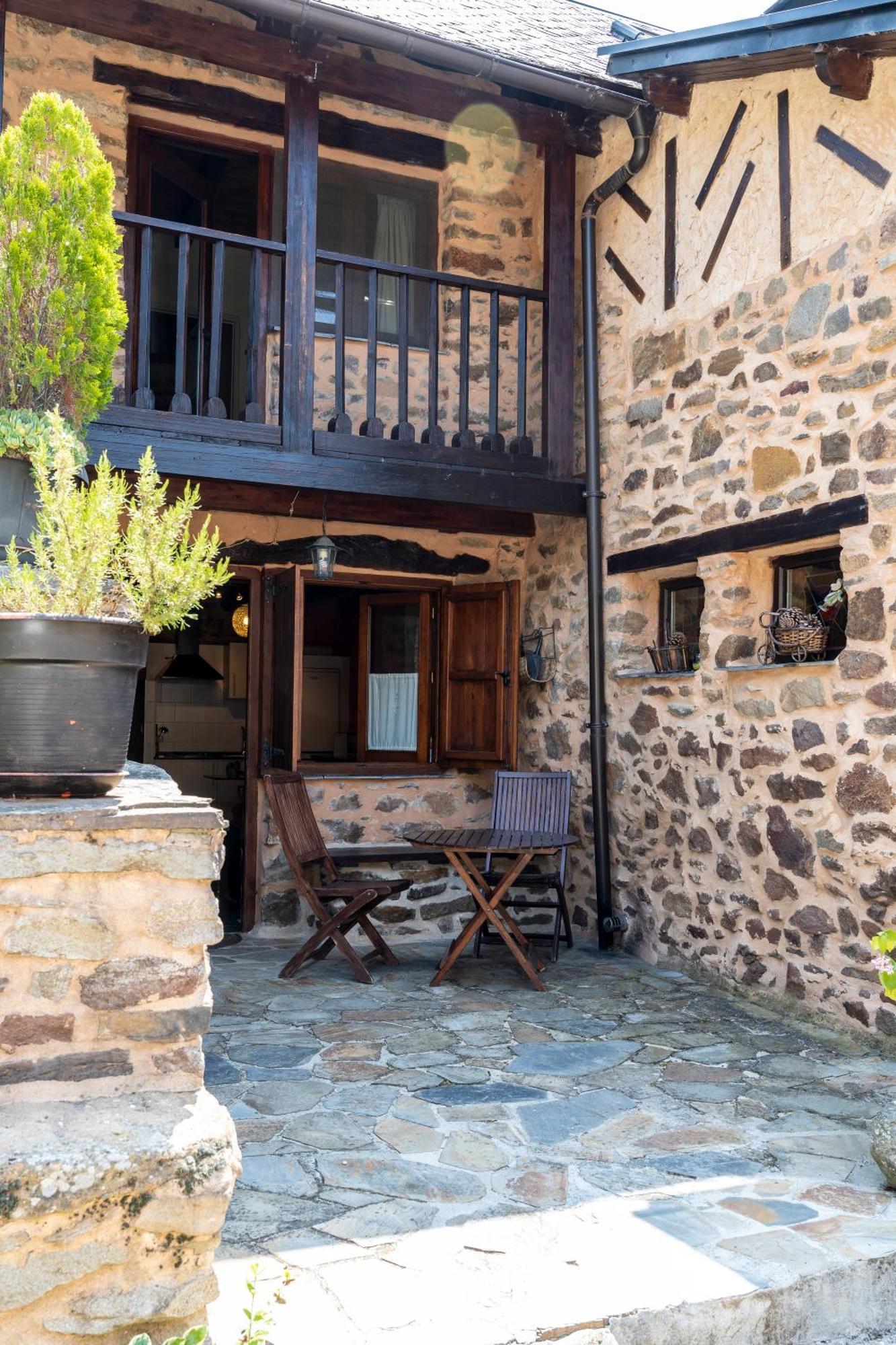 Casa De Turismo Rural Sardom3 Bembibre  Eksteriør bilde